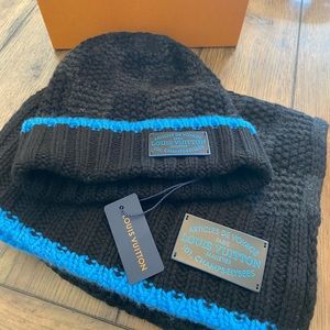 Louis Vuitton Men’s Beanie and Scarf